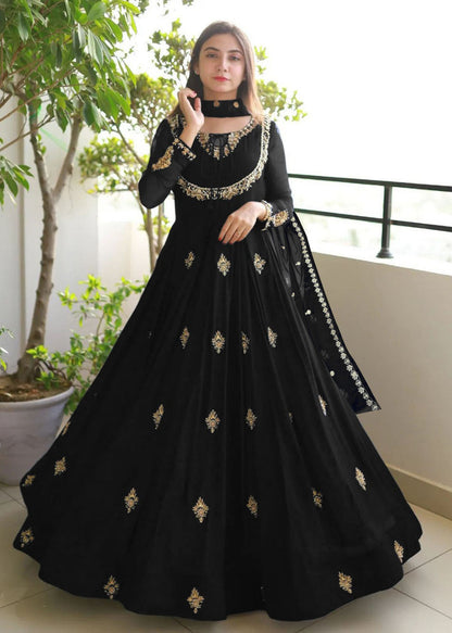 Neck, Sleeves, Front Embroidered Maxi With Emb Dupatta 3pc